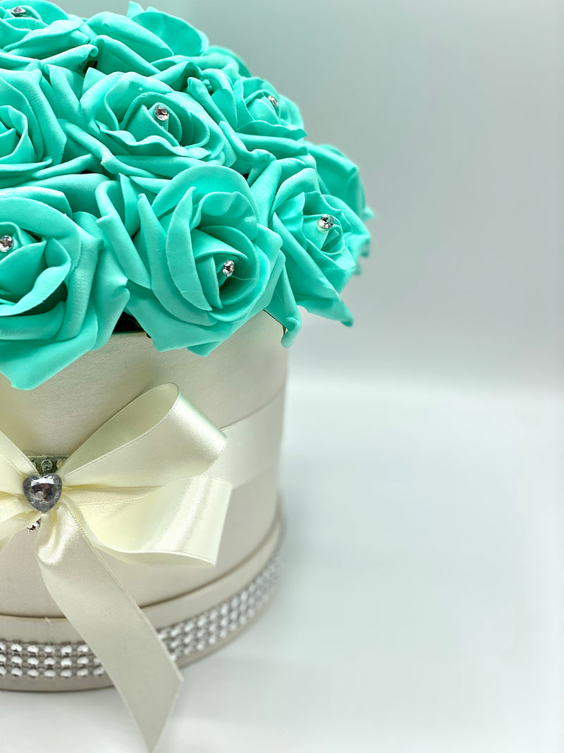 Cream Hat Box with Aquamarine Roses