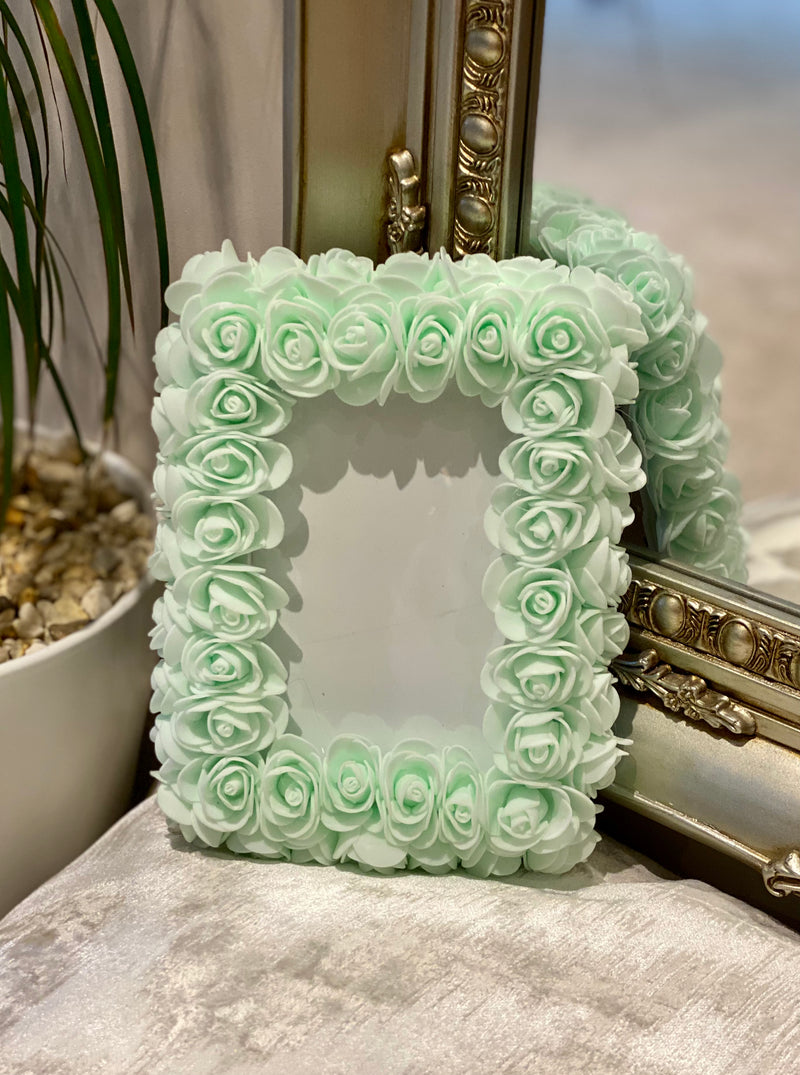 Photo Frame in Mint Green Roses