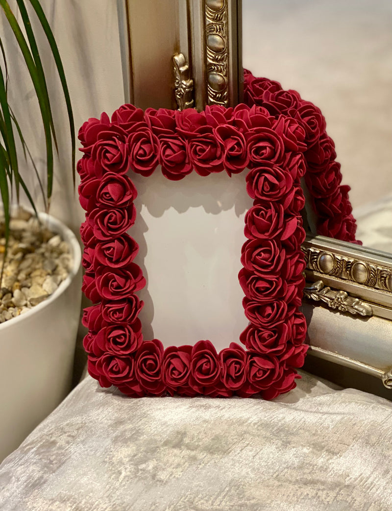 Photo Frame in Burgundy Roses