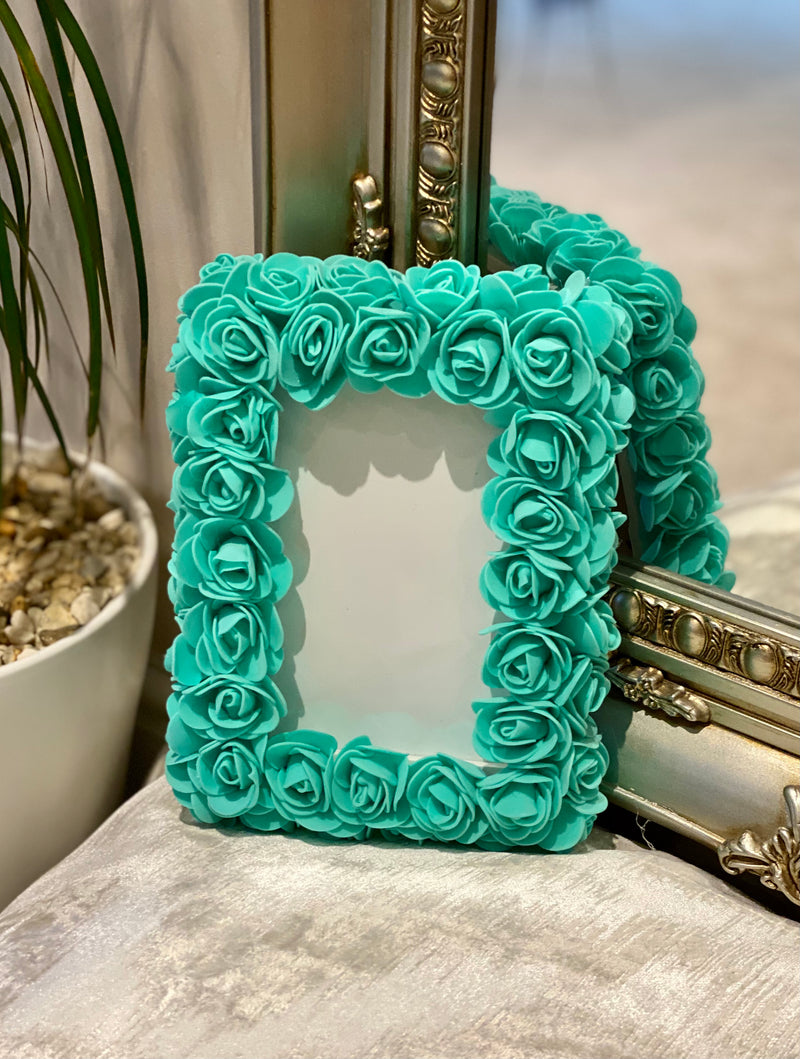 Photo Frame in Aquamarine Roses